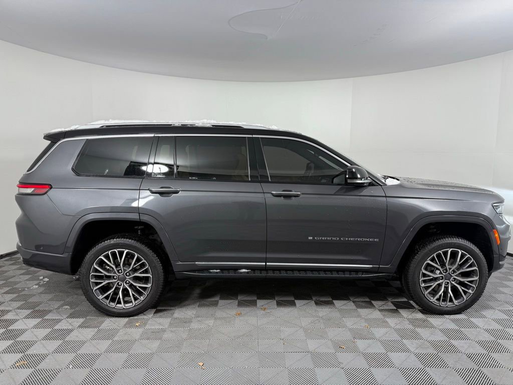 Used 2022 Jeep Grand Cherokee L Summit image 4