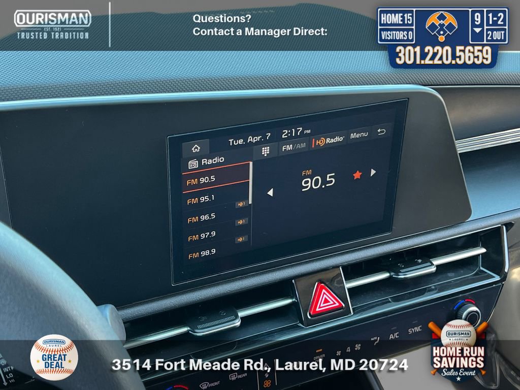 Used 2025 Kia Niro LX image 10