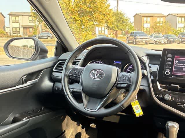 Used 2024 Toyota Camry SE FWD image 23