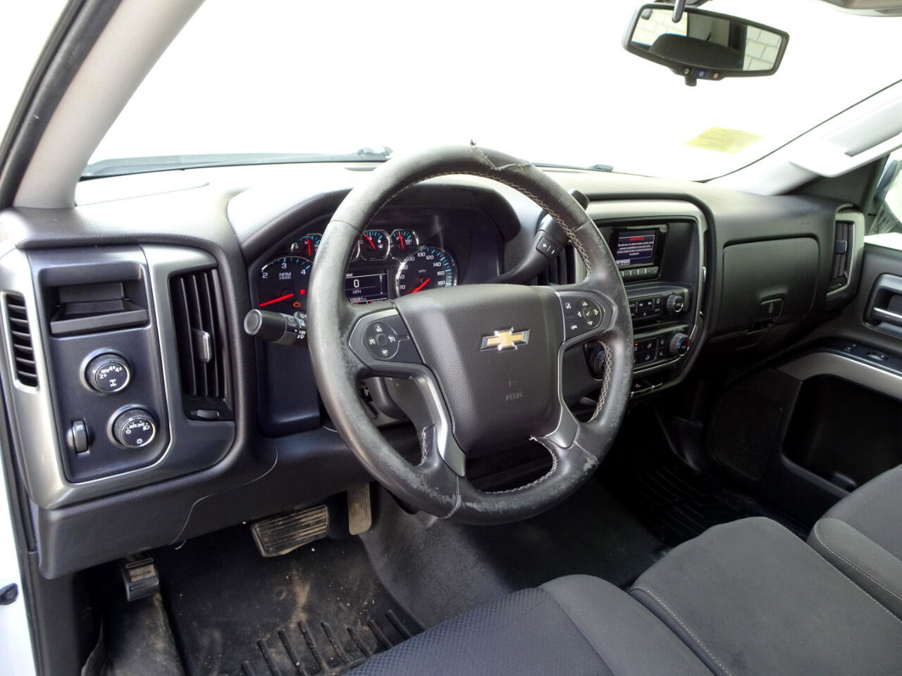Used 2015 Chevrolet Silverado 1500 LT image 7