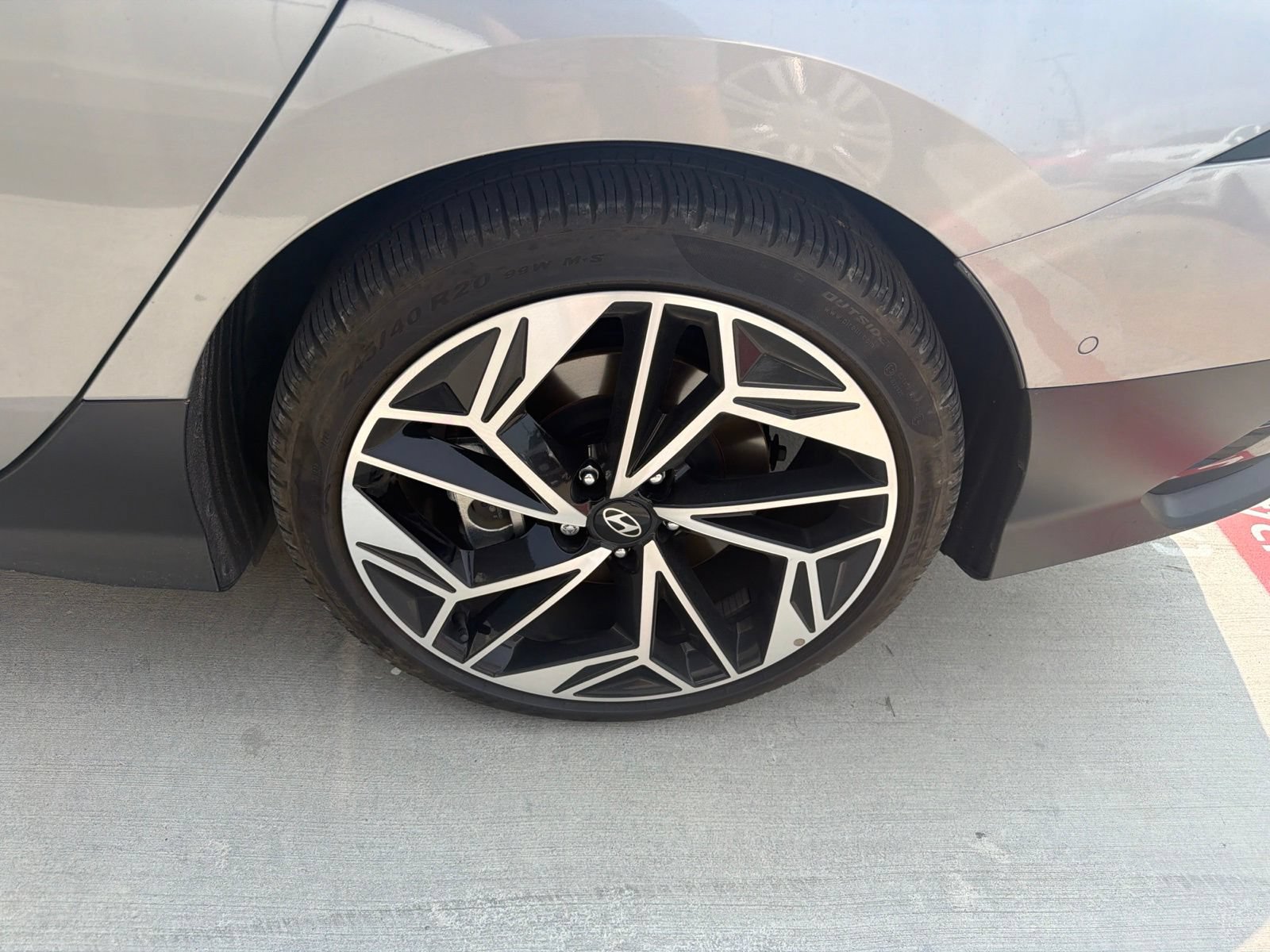 Certified 2023 Hyundai Ioniq 6 Limited RWD image 7