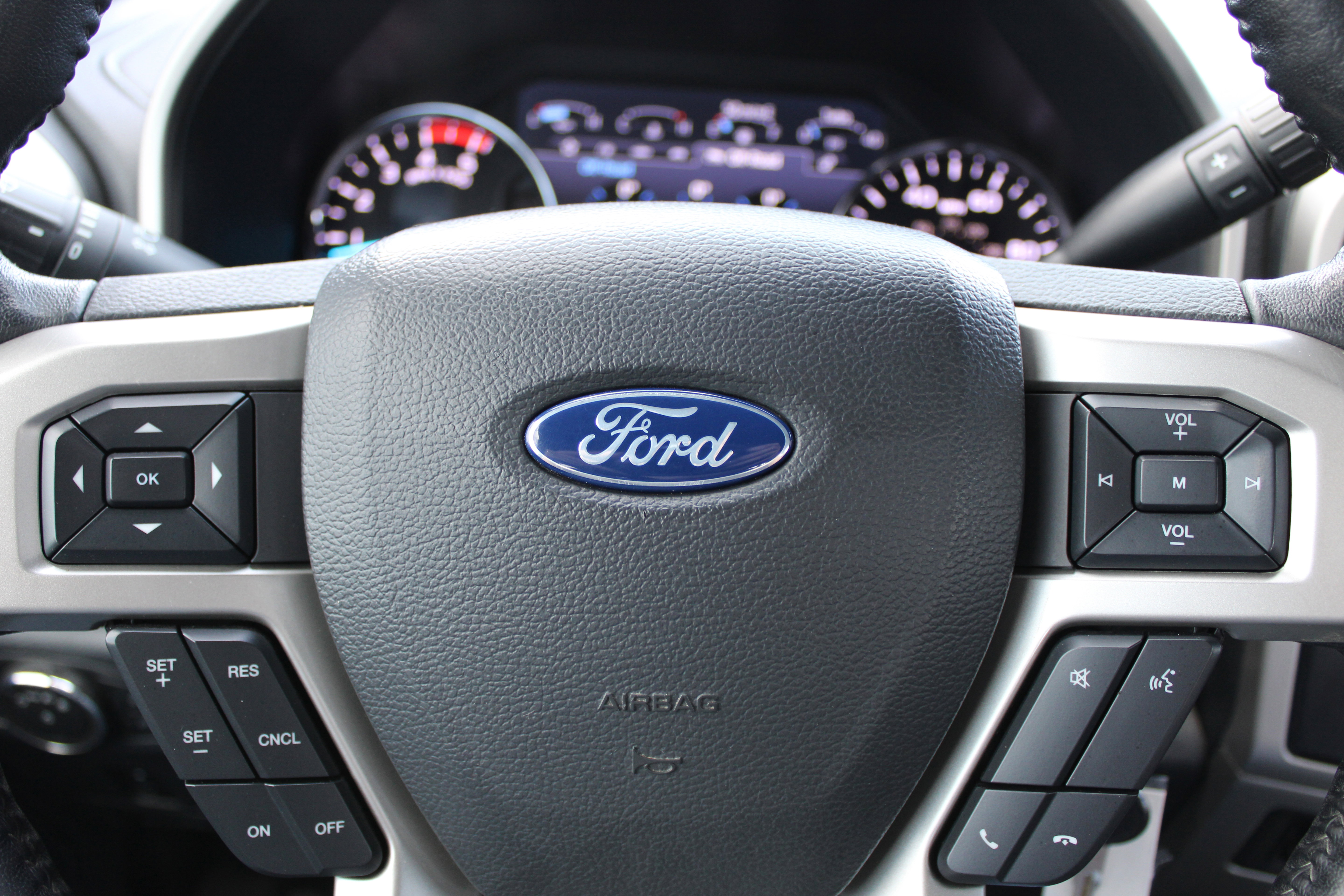 Used 2022 Ford F250 Lariat image 18