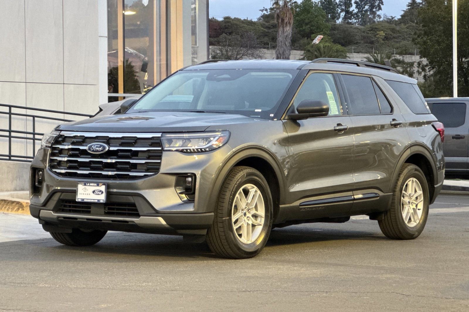 New 2026 Ford Explorer Active w/ Active Comfort Package RWD image 7