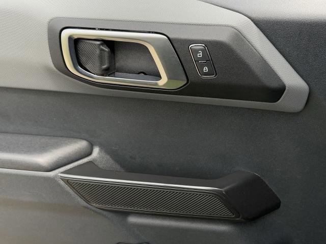 Certified 2024 Ford Bronco Black Diamond image 26
