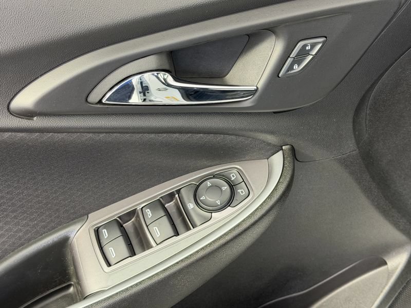 Used 2024 Chevrolet Malibu LT w/ LPO, Floor Liner Package FWD image 24