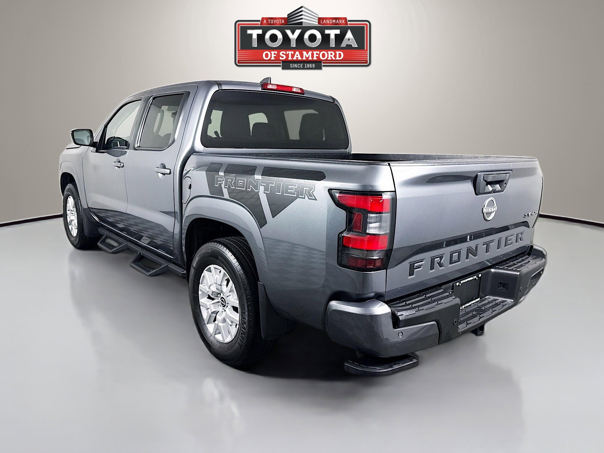 Used 2023 Nissan Frontier SV w/ Technology Package AWD/4WD image 5