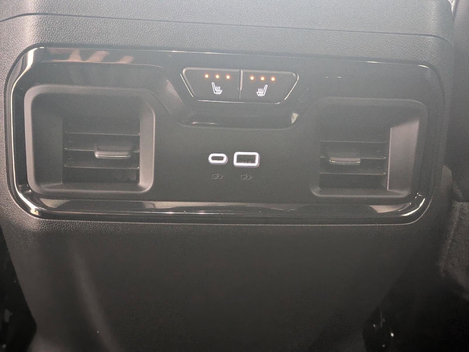 Used 2023 GMC Sierra 1500 AT4 w/ Technology Package image 16