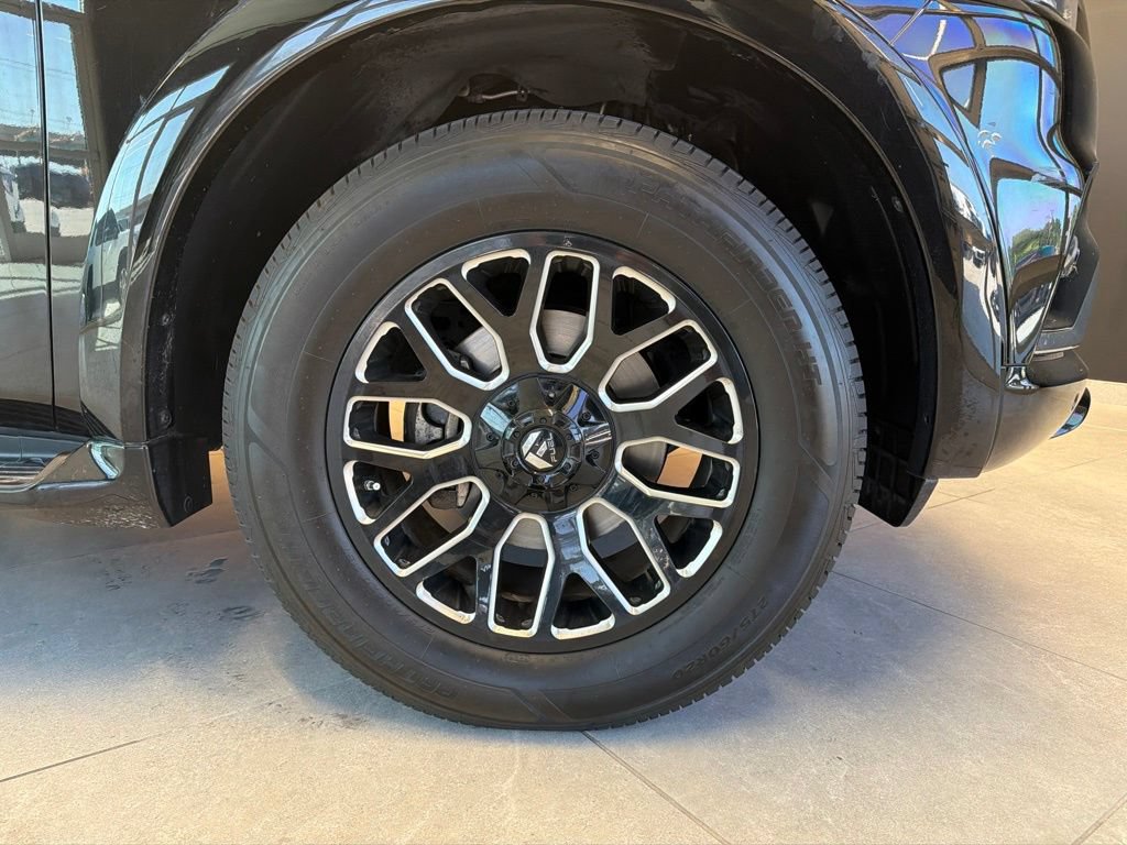 Used 2022 INFINITI QX80 Luxe w/ All-Season Package RWD image 23