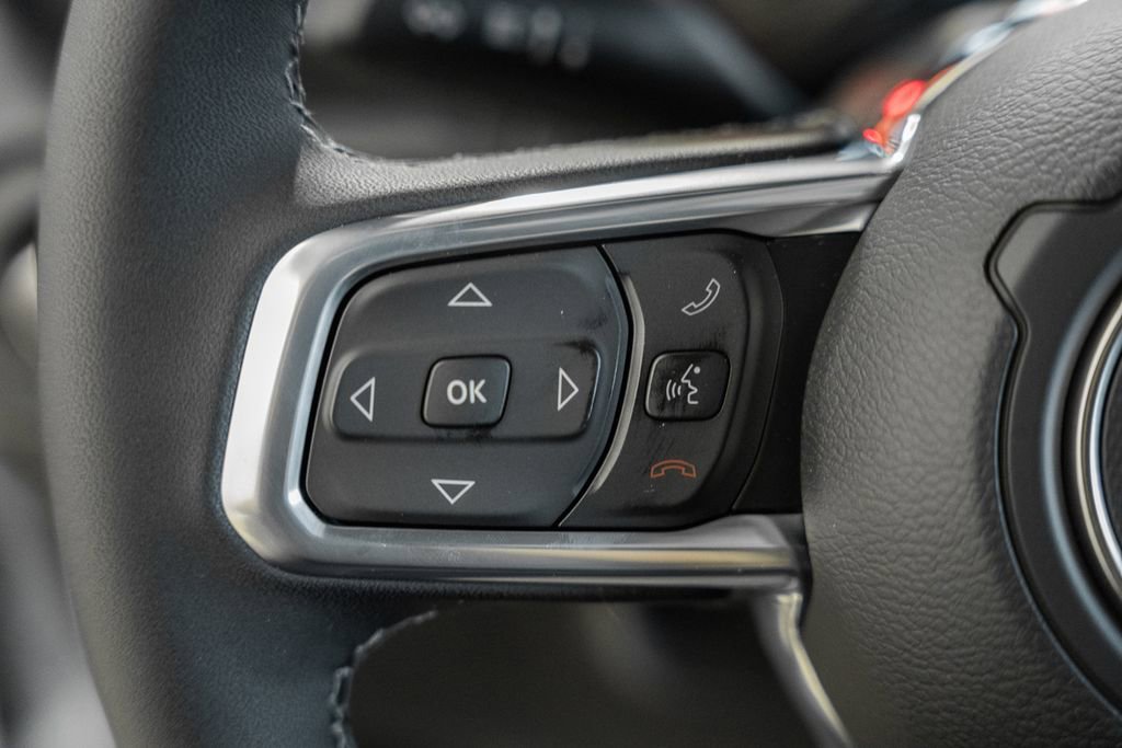 New 2026 Jeep Wrangler Unlimited Sahara AWD/4WD image 30