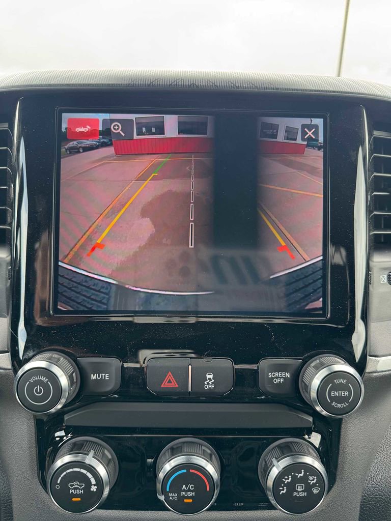 Used 2025 RAM 2500 Big Horn w/ Cold Weather Group image 22