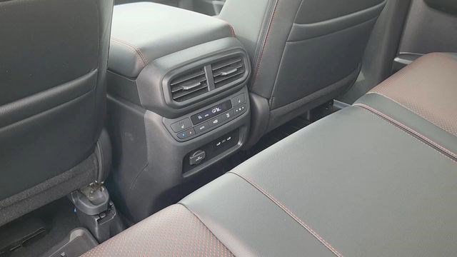 Used 2025 Honda Ridgeline Black Edition image 18