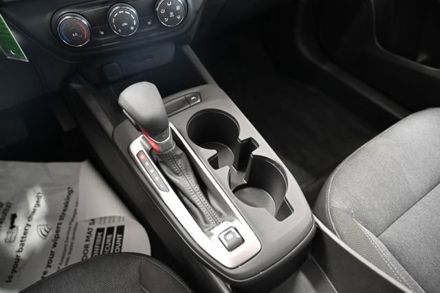 Used 2025 Chevrolet Trax LS w/ LS Convenience Package image 19