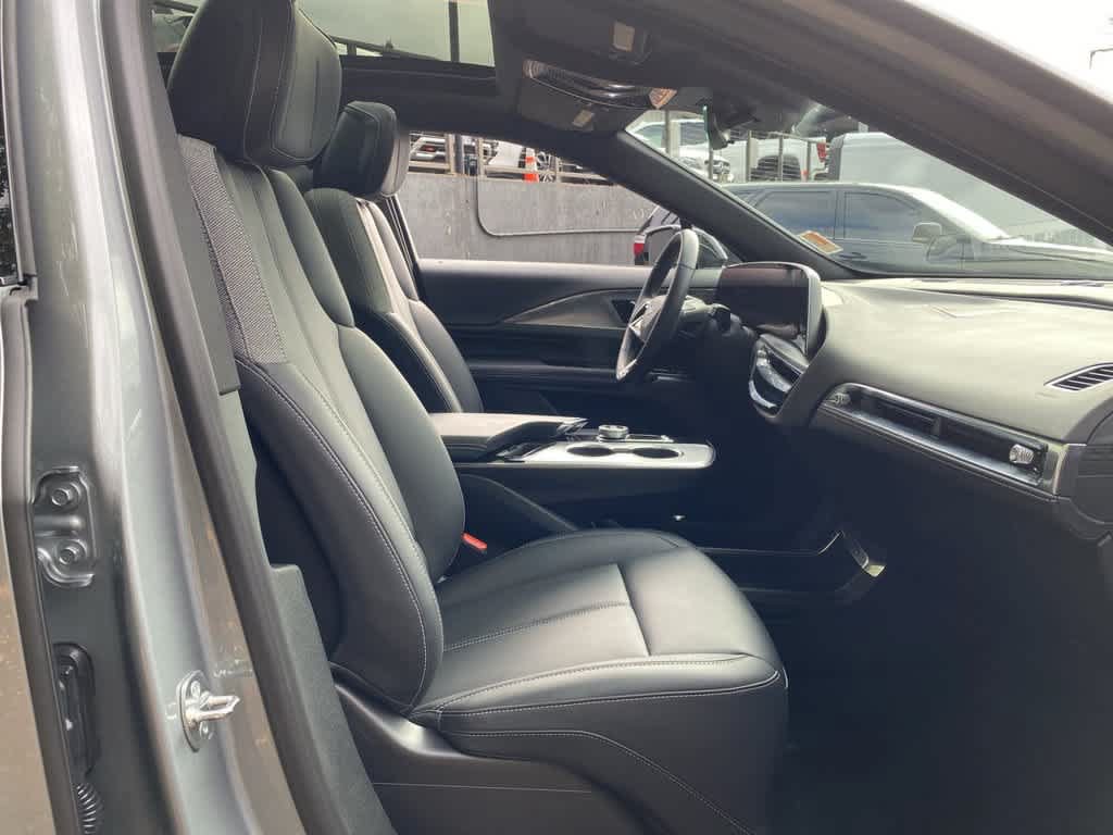 Certified 2024 Cadillac Lyriq Tech AWD/4WD image 19