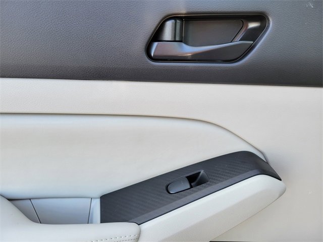 New 2025 Nissan Altima 2.5 SV image 22