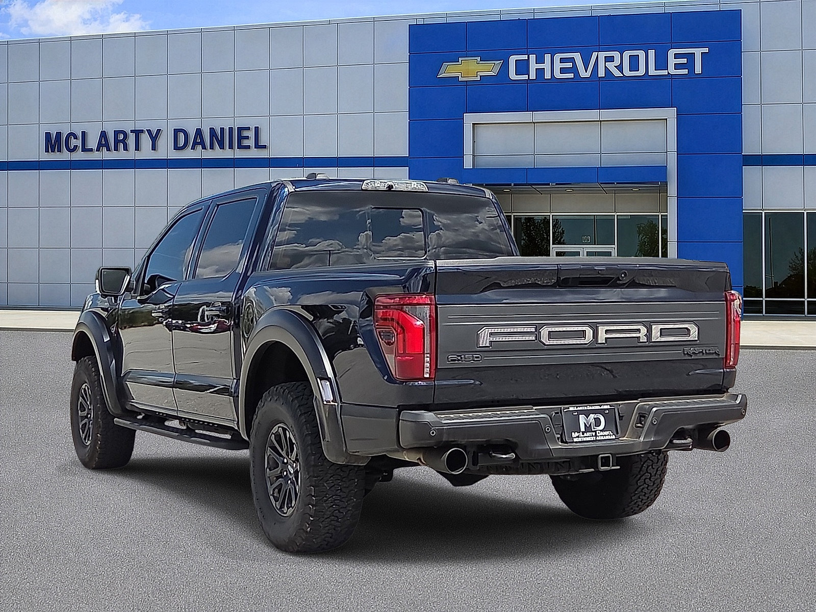 Used 2025 Ford F150 Raptor AWD/4WD image 4