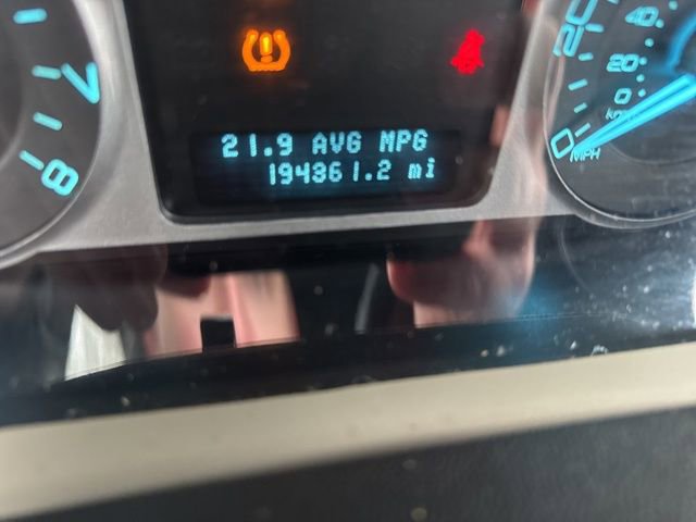 Used 2010 Mercury Mariner Premier FWD image 12