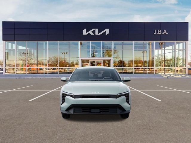 New 2026 Kia K4 FWD image 2