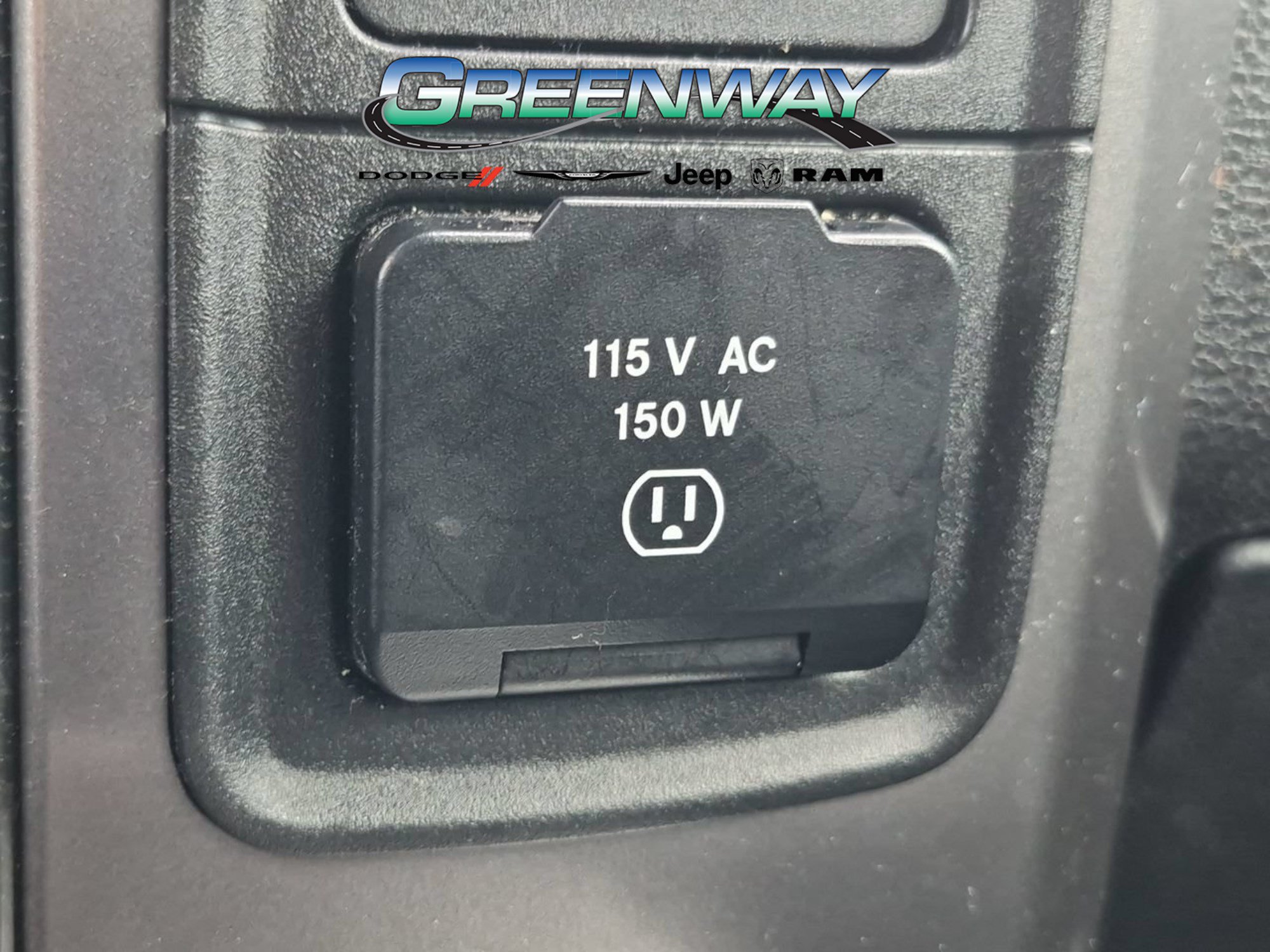 Used 2017 RAM 1500 Limited RWD image 19