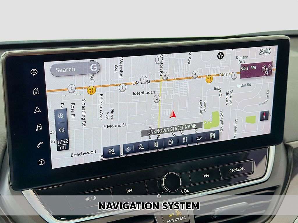 Used 2023 Nissan Altima 2.0 SR image 3