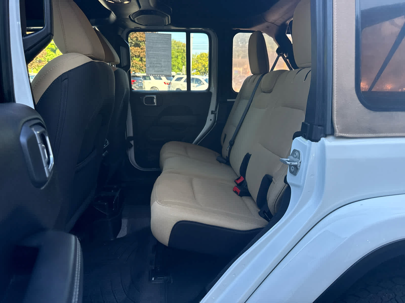 Certified 2021 Jeep Wrangler Unlimited Sahara AWD/4WD image 21