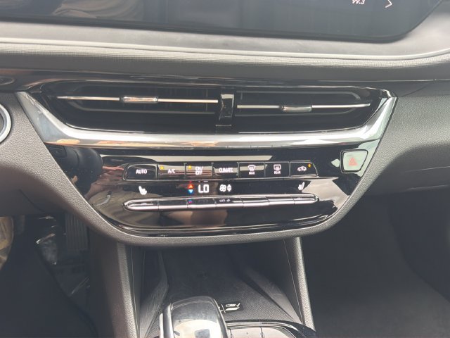 Used 2025 Buick Envista Avenir FWD image 26