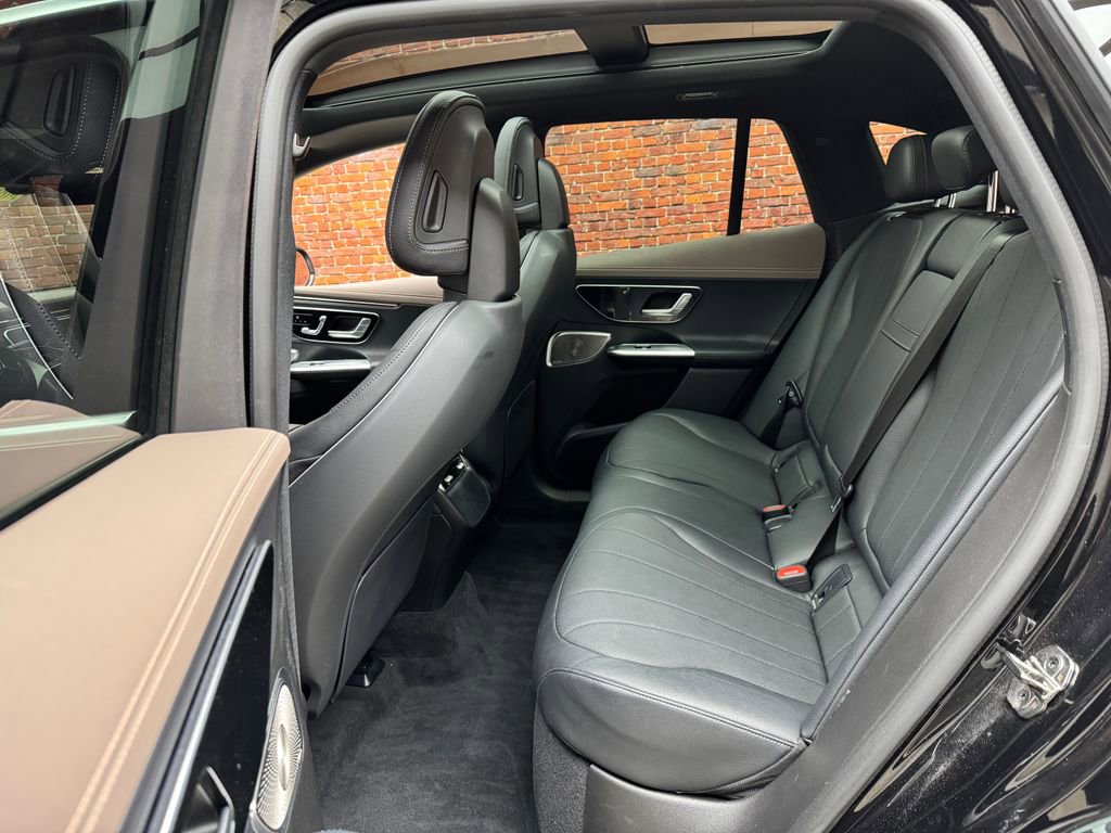 Certified 2023 Mercedes-Benz EQE 350+ 4MATIC SUV image 24