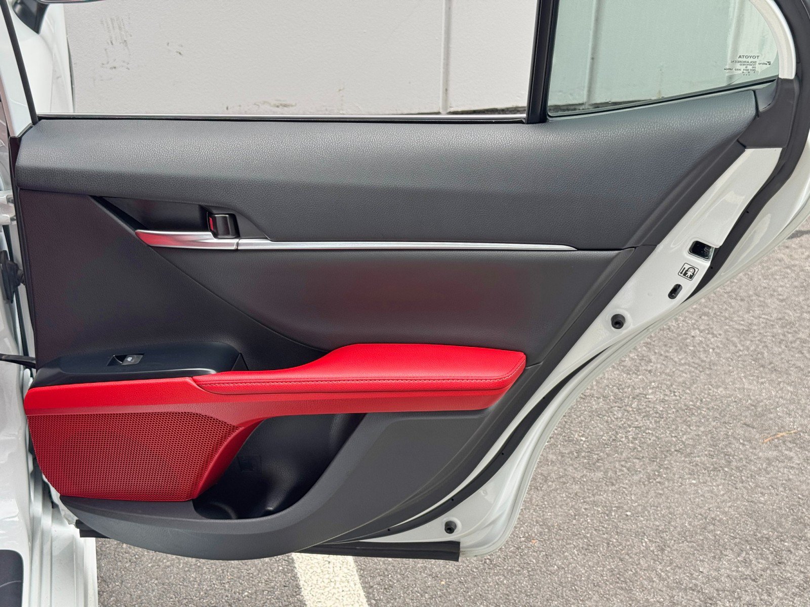 Used 2019 Toyota Camry XSE FWD image 43