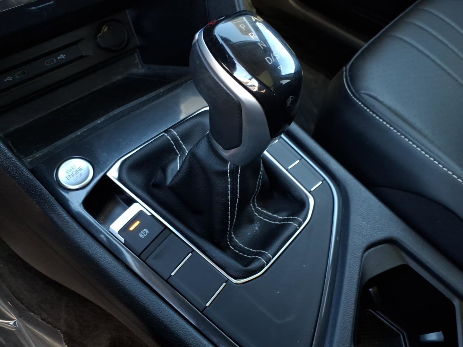 Certified 2023 Volkswagen Tiguan SE w/ Panoramic Sunroof Package image 31