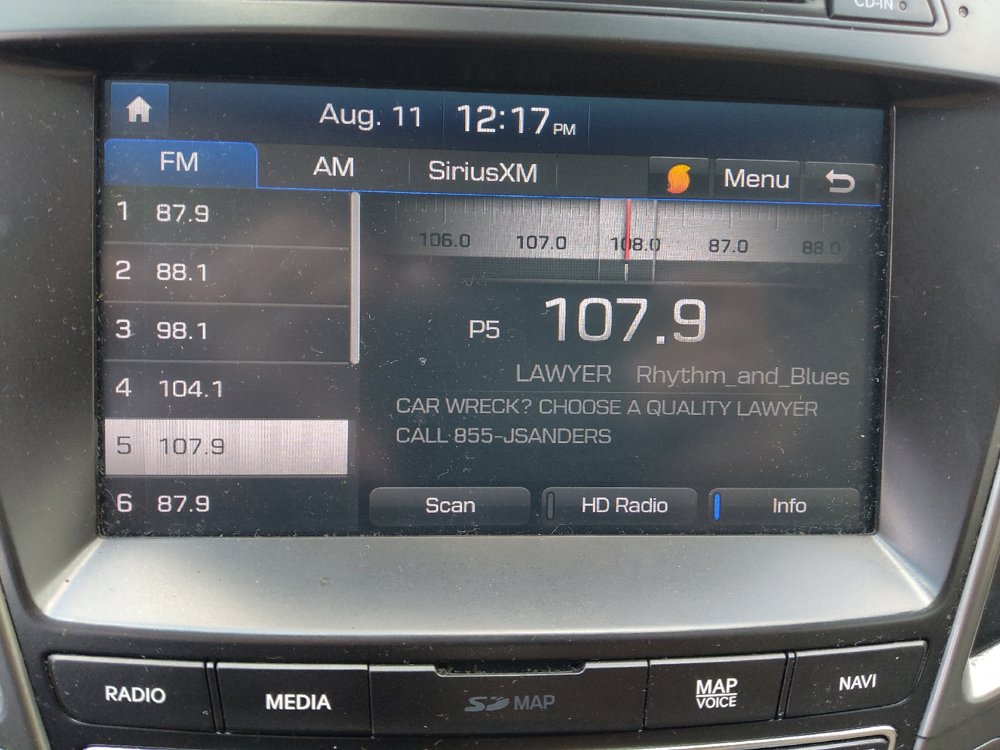 Used 2018 Hyundai Santa Fe Limited FWD image 25