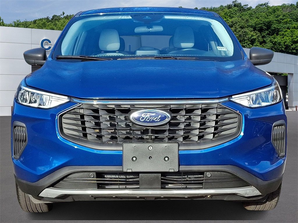 Certified 2023 Ford Escape Active image 2