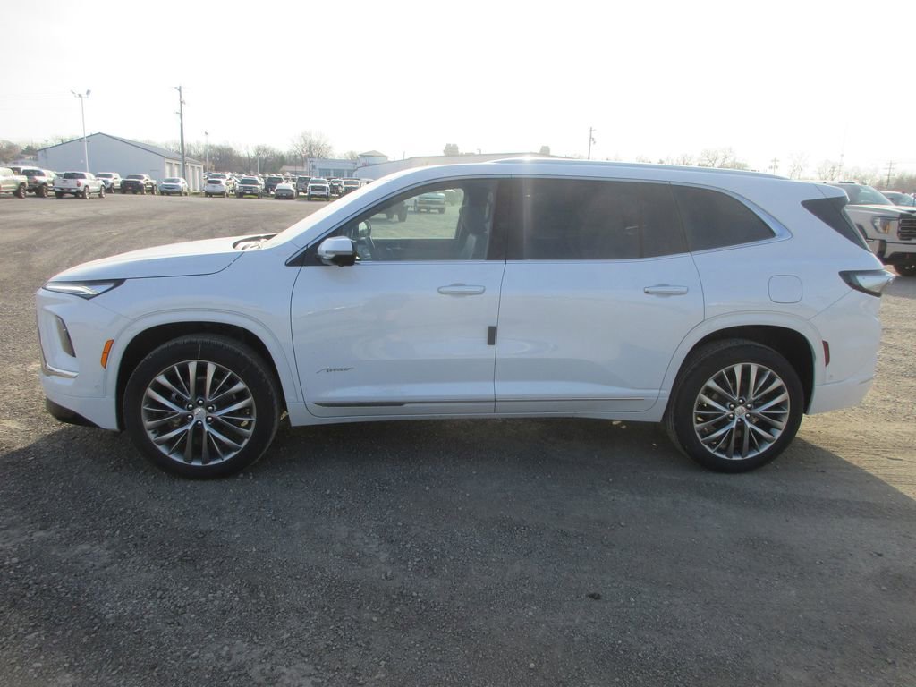 New 2026 Buick Enclave Avenir image 9