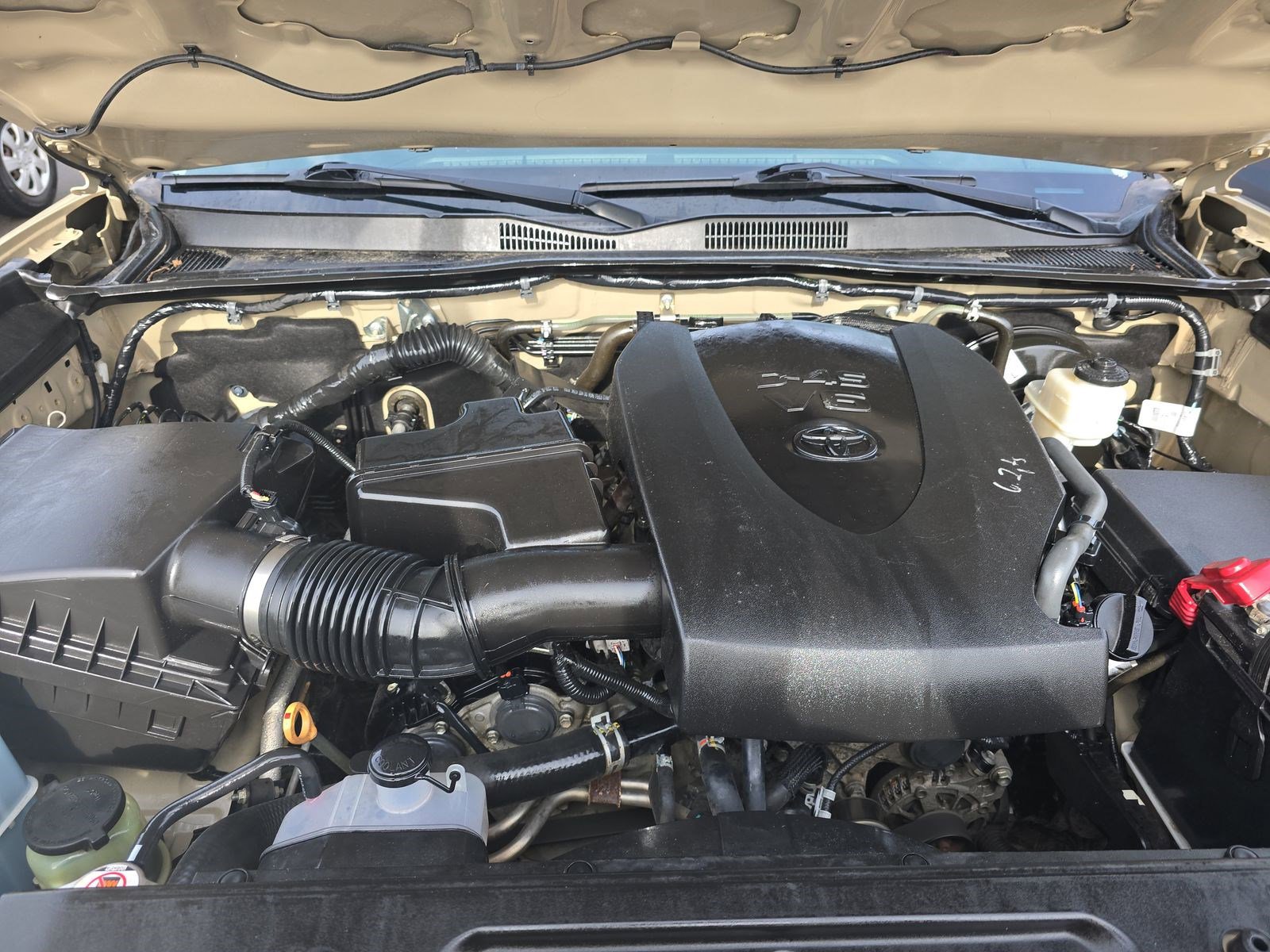 Certified 2019 Toyota Tacoma SR5 AWD/4WD image 15