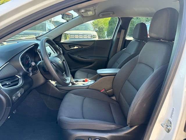 Used 2016 Chevrolet Malibu LT FWD image 9