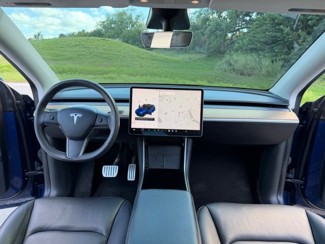 Used 2020 Tesla Model Y Long Range image 16