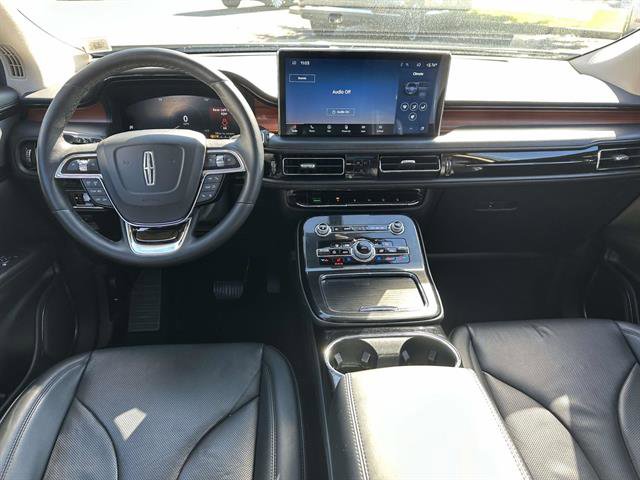 Used 2022 Lincoln Nautilus Reserve AWD/4WD image 11
