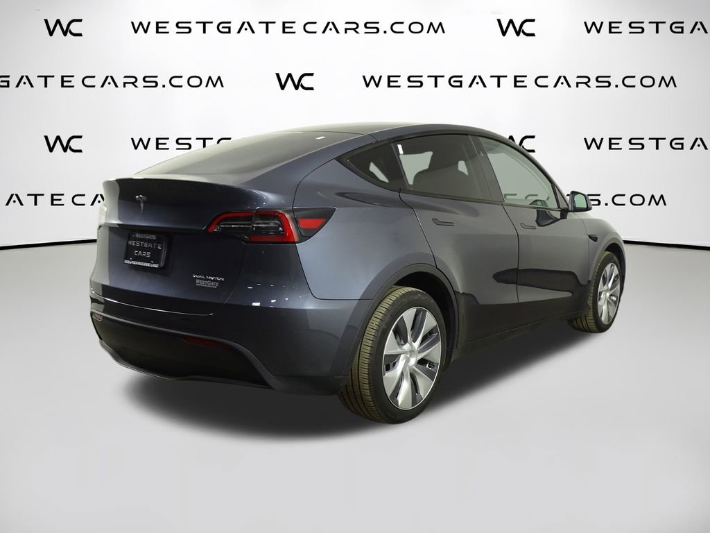 Used 2023 Tesla Model Y Long Range image 42