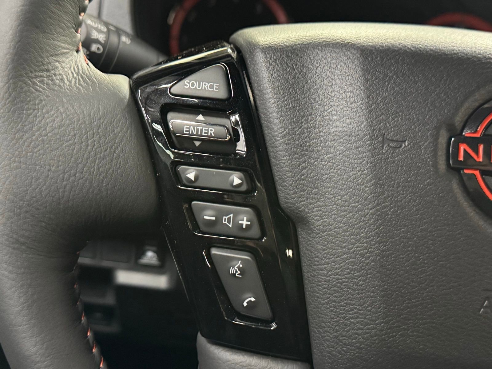 New 2026 Nissan Frontier PRO-4X w/ Pro-4x Convenience Package image 19