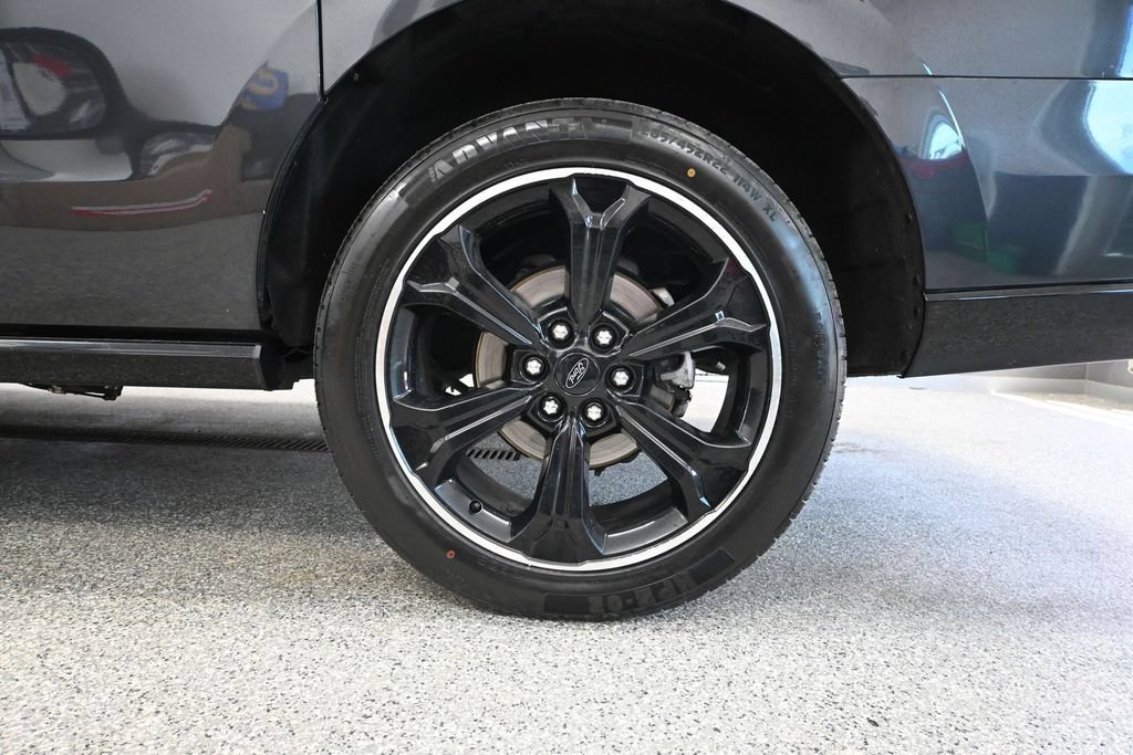 Used 2022 Ford Expedition Max Limited w/ Equipment Group 303A AWD/4WD image 13
