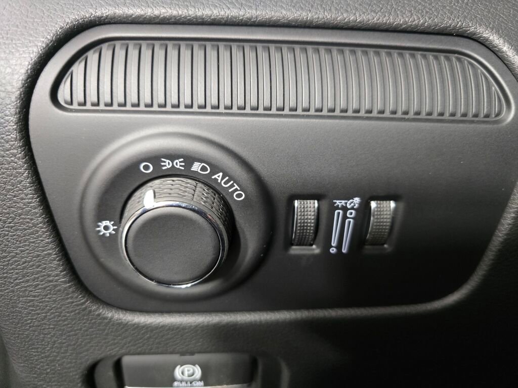 New 2026 Jeep Grand Wagoneer 4WD image 23