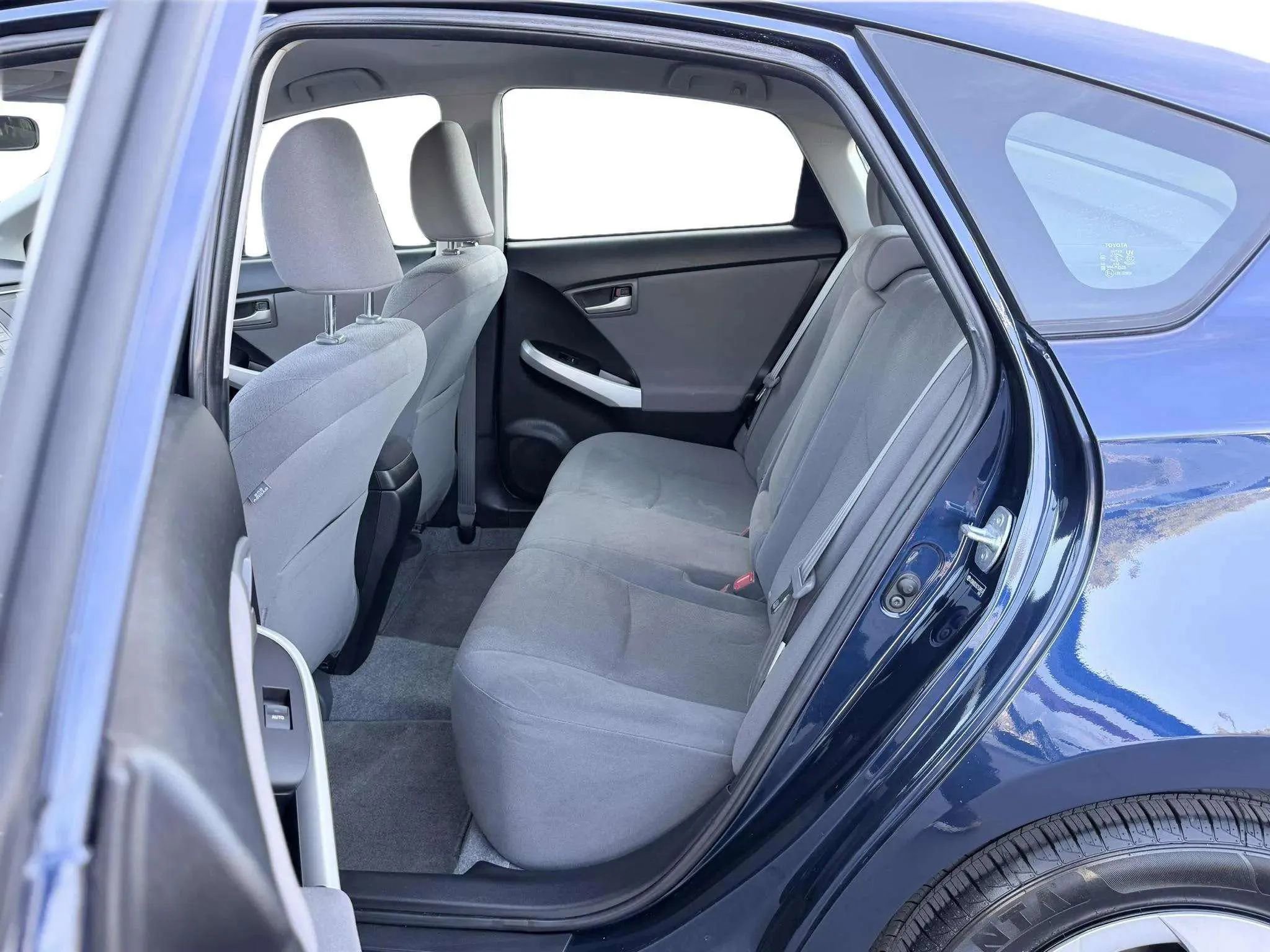 Used 2012 Toyota Prius Three image 14