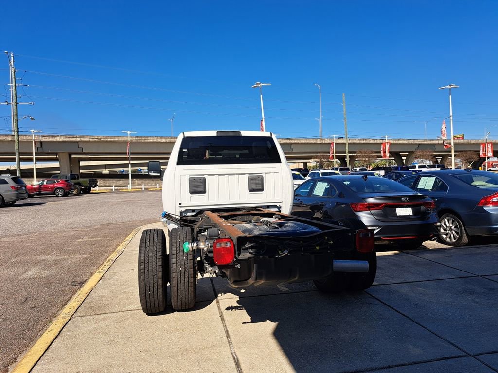 Used 2024 RAM 3500 Tradesman w/ Chrome Appearance Group image 6