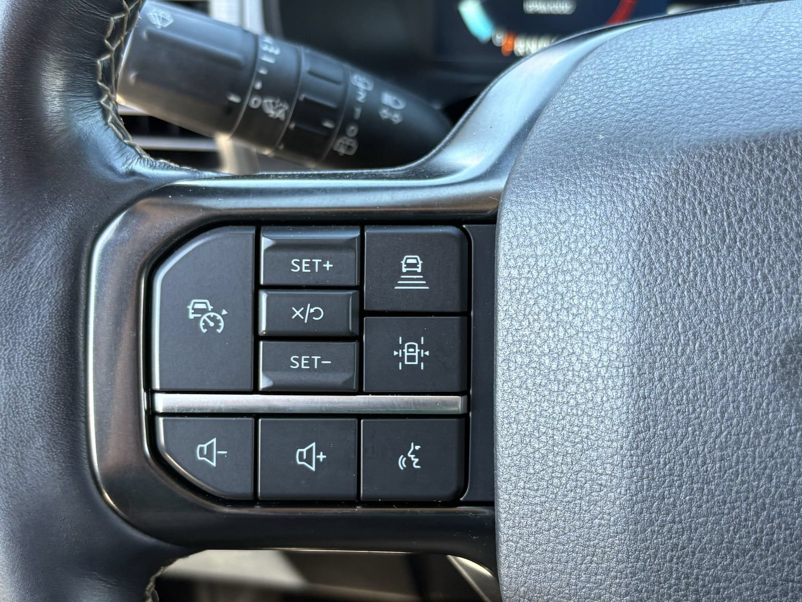 Used 2023 Ford Expedition Platinum AWD/4WD image 37