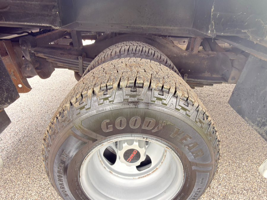 Used 2018 GMC Savana 3500 w/ Power Convenience Package image 36