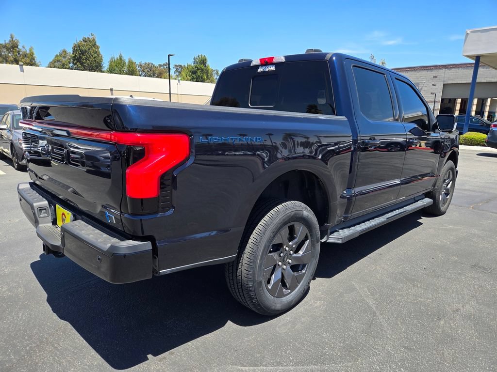 Used 2023 Ford F150 Lightning Lariat AWD/4WD image 7
