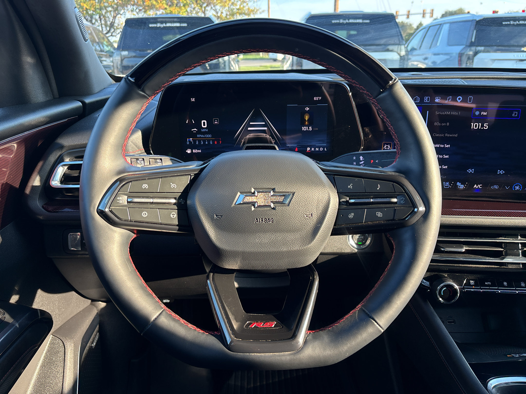 Used 2026 Chevrolet Traverse RS w/ LPO, Floor Liner Package FWD image 11