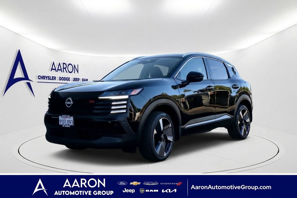 Used 2025 Nissan Kicks SR FWD image 1