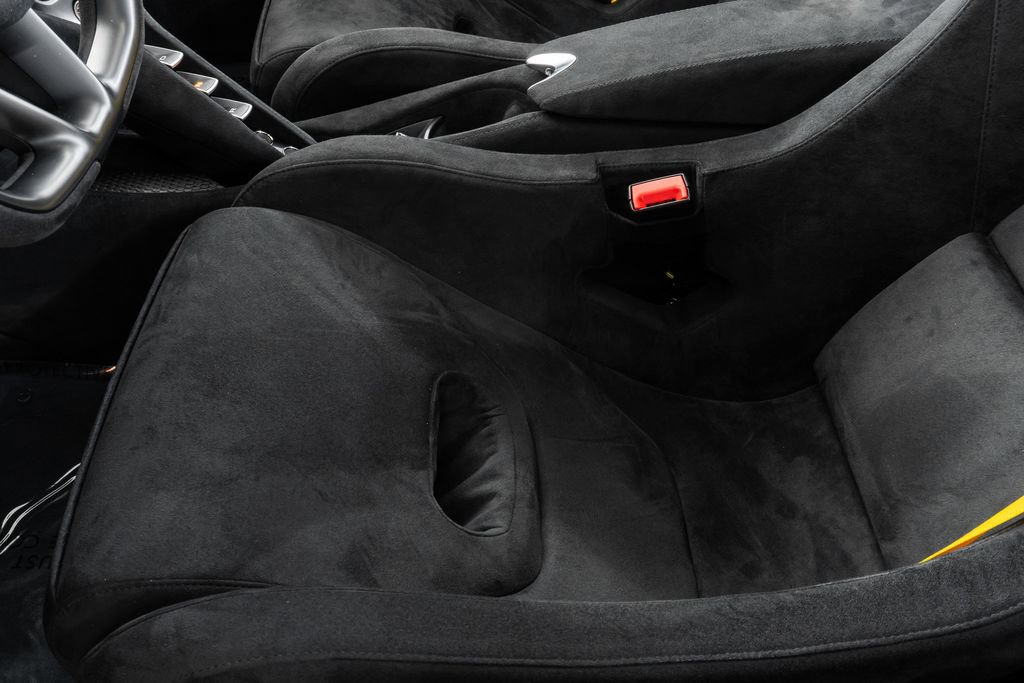 Used 2024 McLaren 750S Spider image 44