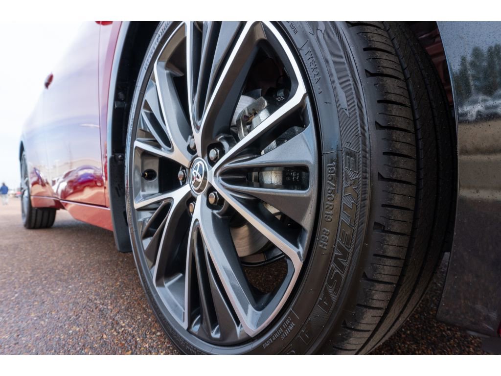 New 2026 Toyota Prius XLE image 9