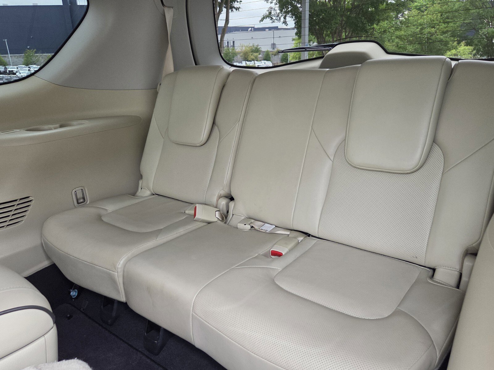 Used 2018 INFINITI QX80 4WD w/ Deluxe Technology Package image 11