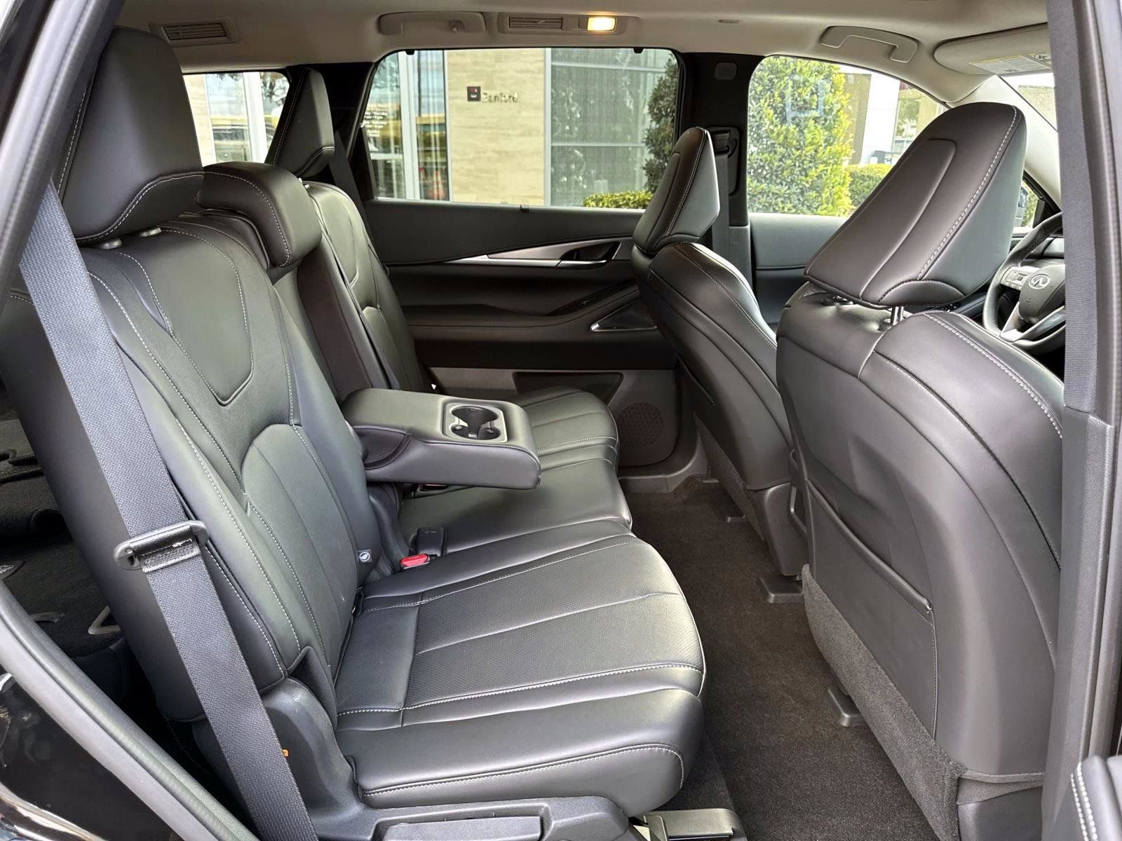 Used 2025 INFINITI QX60 Luxe image 18